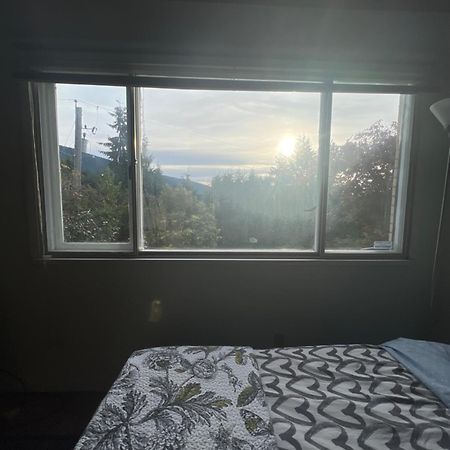 Guesthouse In West Vancouver Eksteriør billede